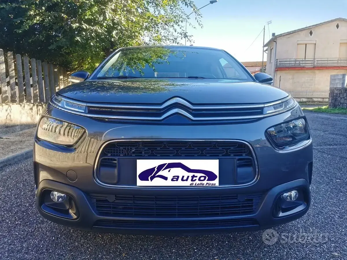 Usata Citroën C4 Shine 102 CV (75 kW) 2018 Grigio Berlina