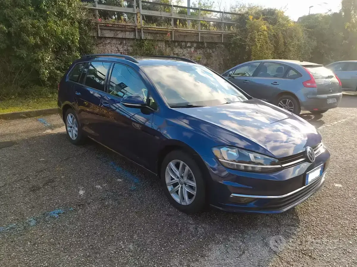 Usata VW Golf VII 90 CV (66 kW) 2018 Blu Station wagon