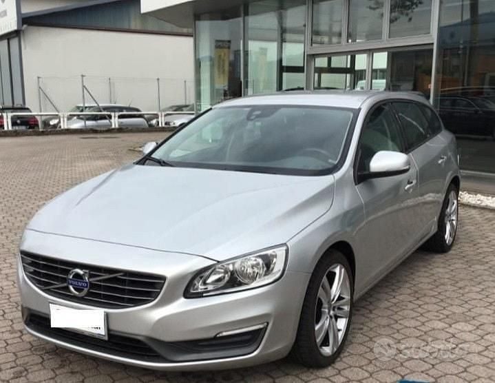 Usata Volvo V60 203 CV (149 kW) 2014 Grigio Station wagon