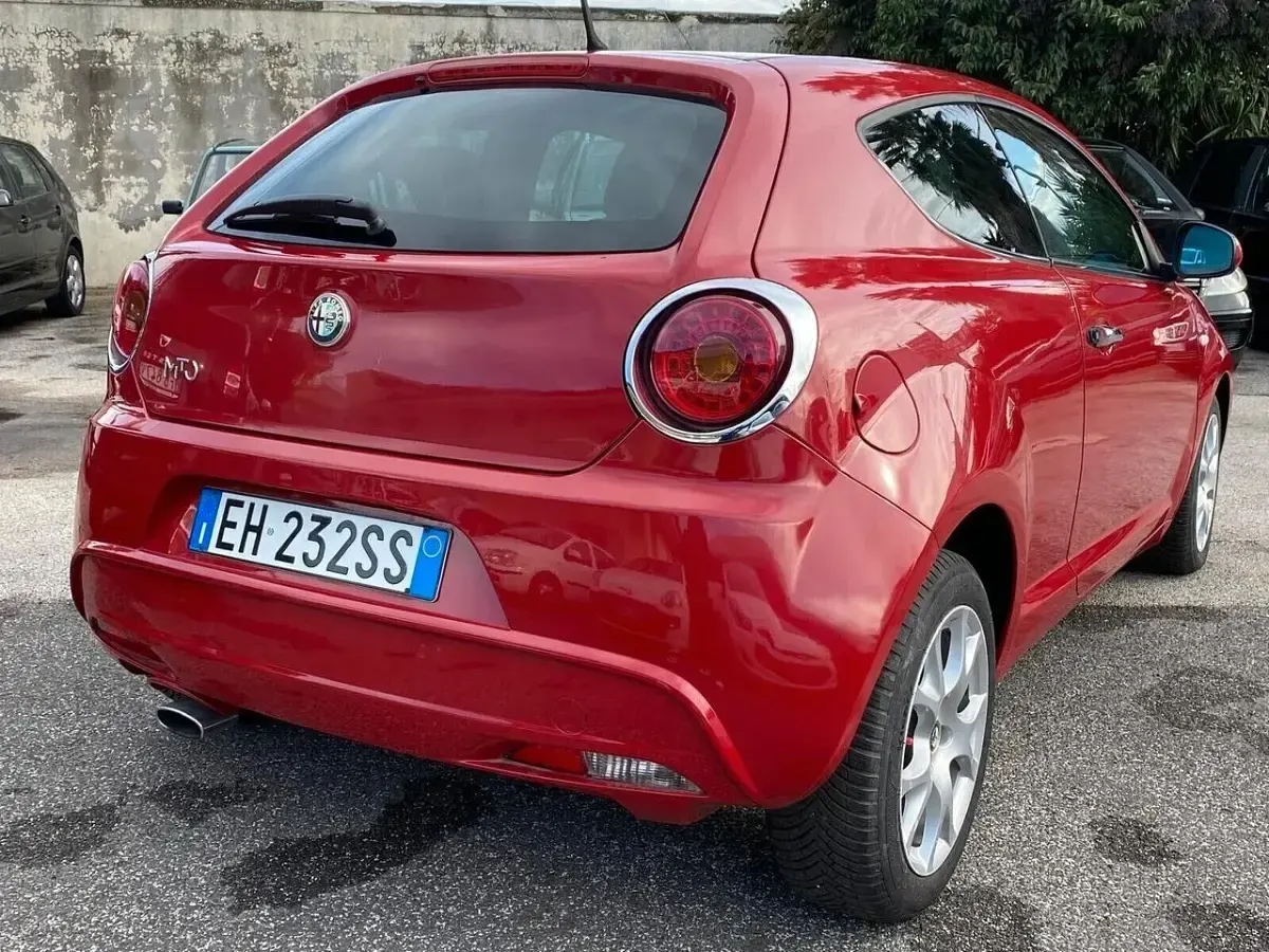 Usata Alfa Romeo MiTo Distinctive 95 CV (69 kW) 2011 Rosso Utilitaria