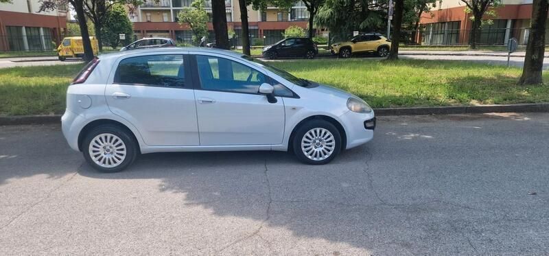 Usata Fiat Punto Evo S 77 CV (56 kW) 2011 Argento Utilitaria