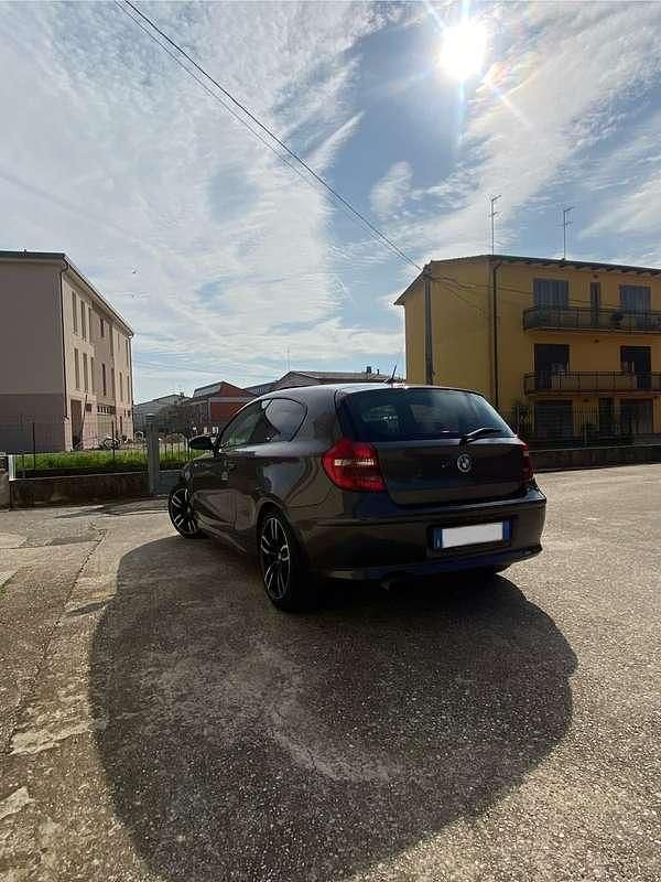 Usata BMW 120 M Sport 177 CV (130 kW) 2008 Bronzo Utilitaria