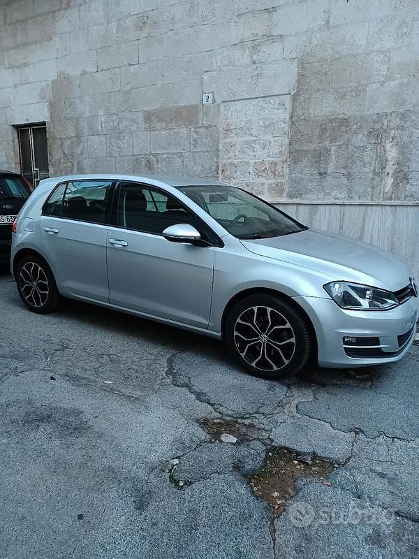 Usata VW Golf VII 110 CV (80 kW) 2015 Grigio Berlina