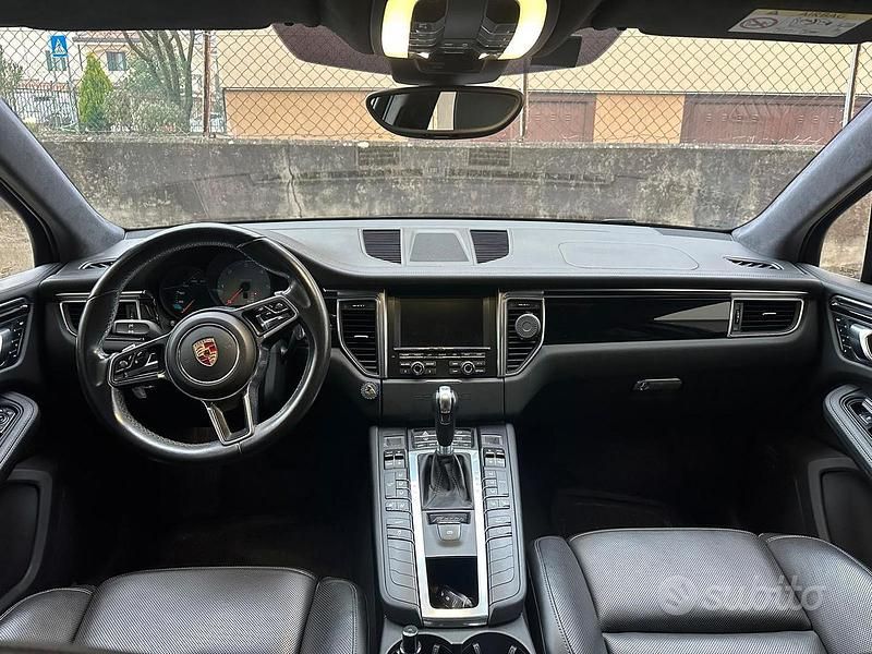Usata Porsche Macan 250 CV (183 kW) 2015 Nero SUV