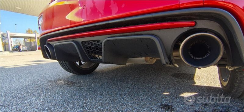 Usata Abarth 595 145 CV (106 kW) 2016 Rosso Utilitaria