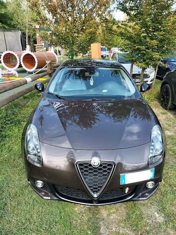Usata Alfa Romeo Giulietta Distinctive 120 CV (88 kW) 2014 Berlina