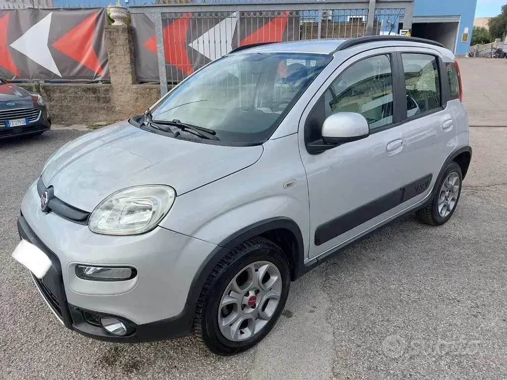 Usata Fiat Panda 4x4 75 CV (55 kW) 2015 Grigio Utilitaria