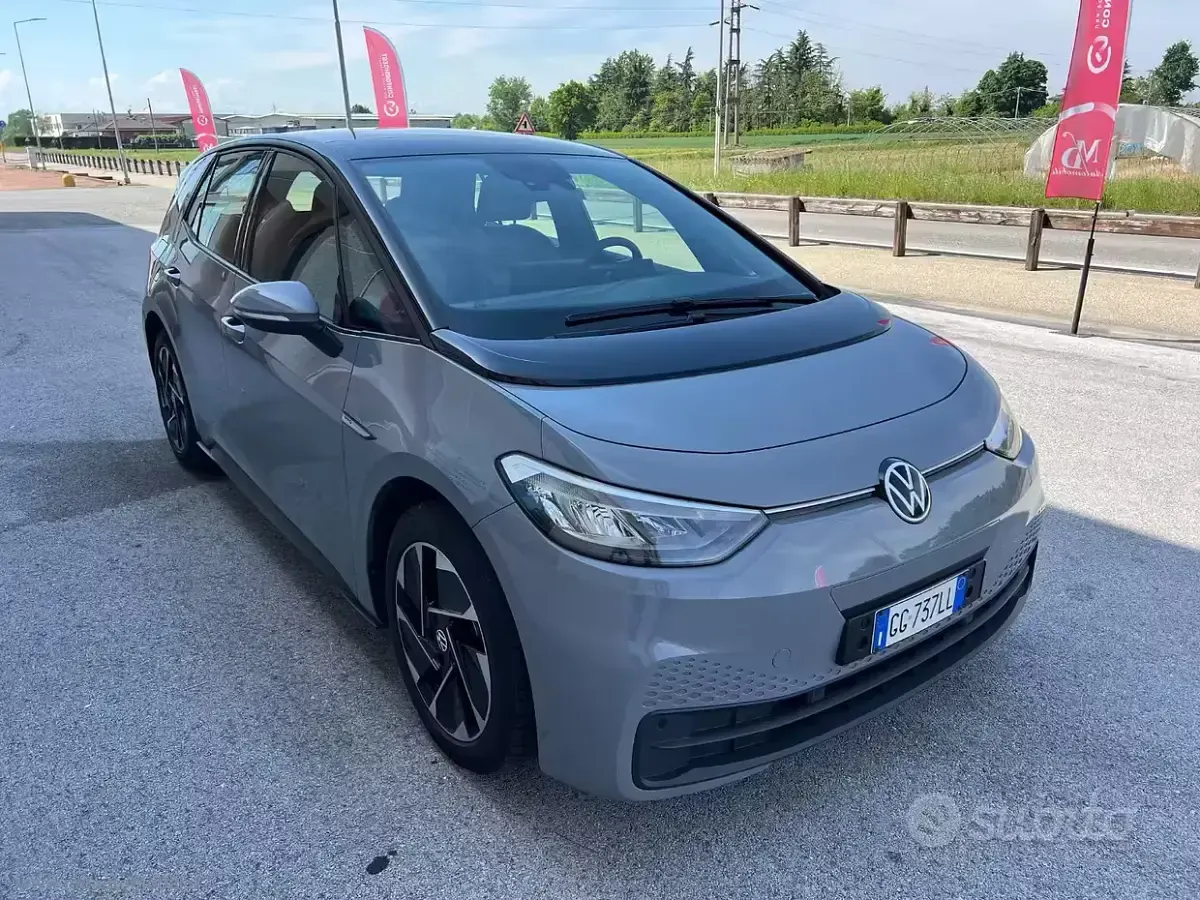 Usata VW ID.3 Pro Performance 69 kW (95 CV) 2021 Grigio Utilitaria