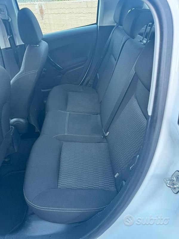 Usata Peugeot 208 2016 Bianco Utilitaria