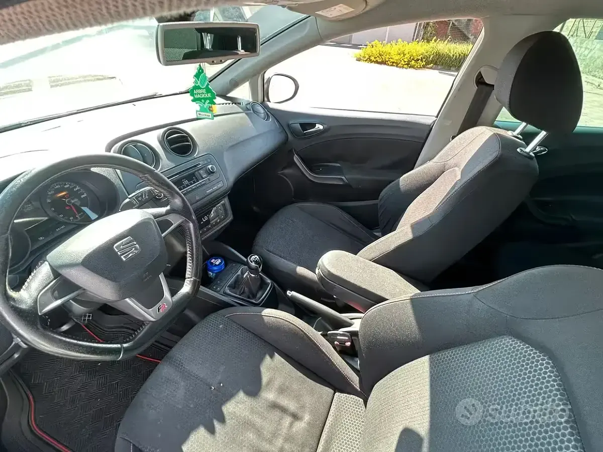 Usata Seat Ibiza FR 86 CV (63 kW) 2015 Bianco Berlina