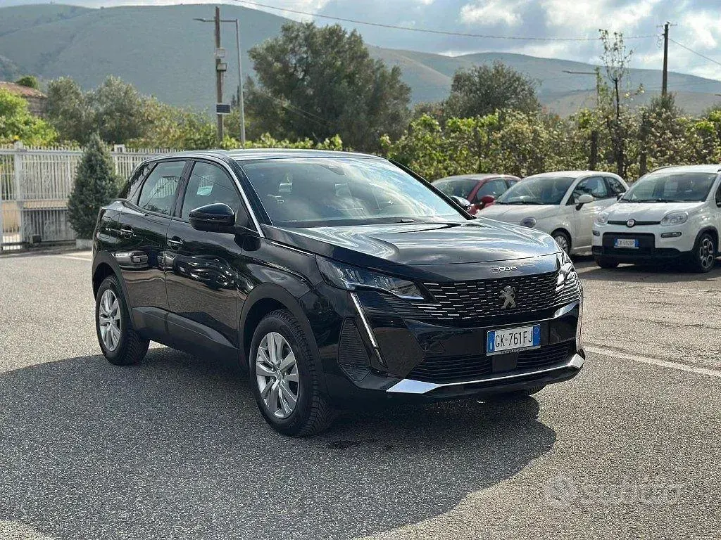 Usata Peugeot 3008 Active 131 CV (96 kW) 2022 Nero SUV