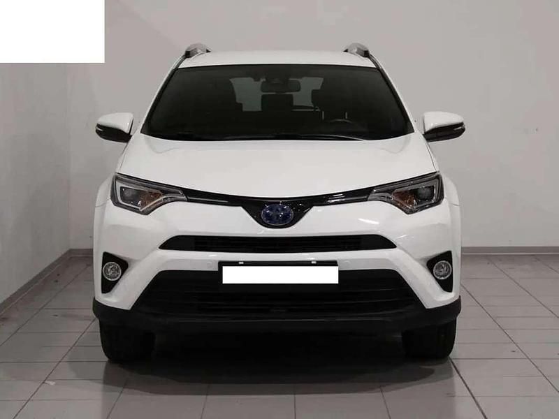 Usata Toyota RAV4 Hybrid Lounge 155 CV (114 kW) 2016 Bianco SUV