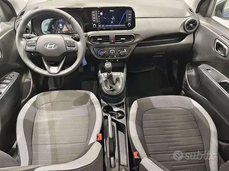 Nuova Hyundai i10 63 CV (46 kW) 2025 Blu Utilitaria