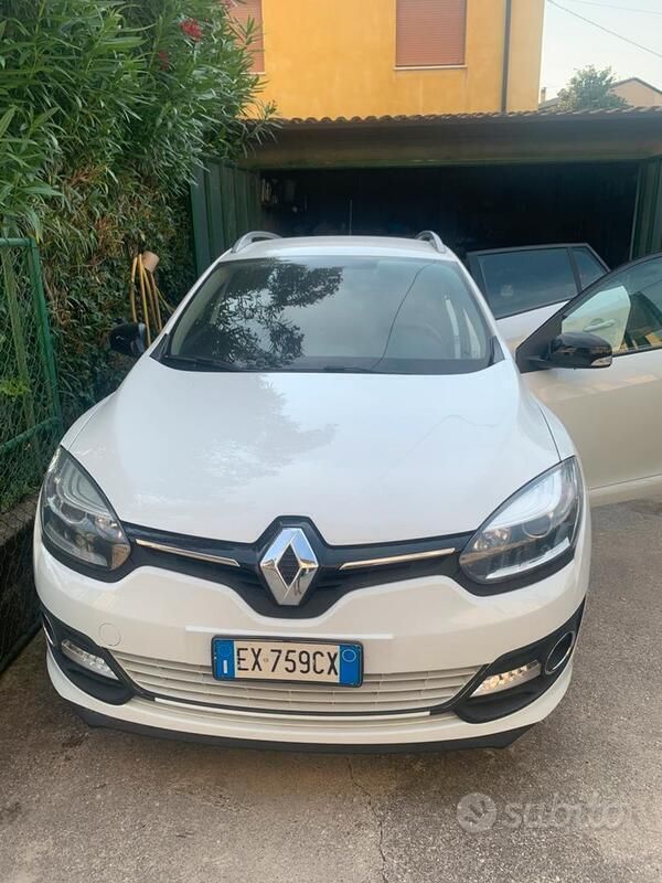 Usata Renault Mégane III 110 CV (80 kW) 2014 Bianco Station wagon