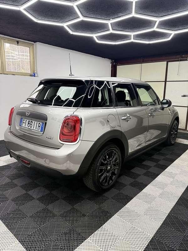 Usata Mini ONE 75 CV (55 kW) 2019 Utilitaria