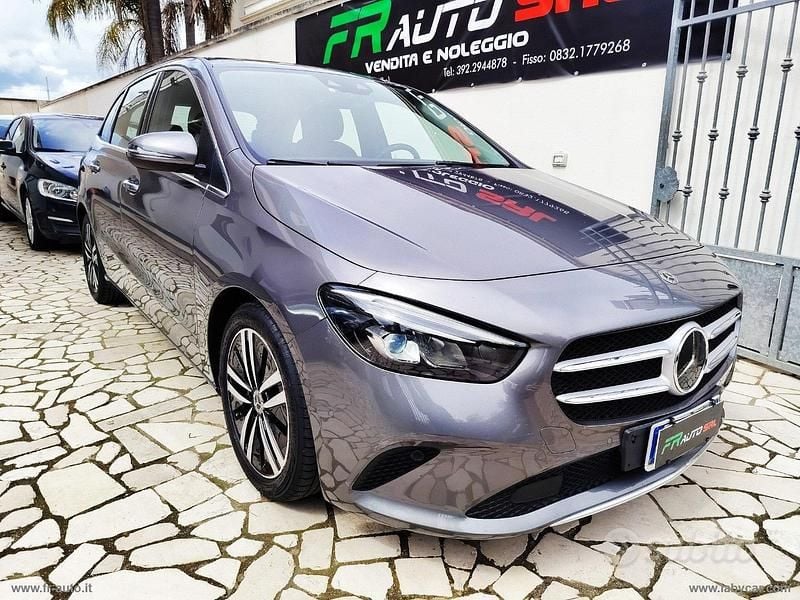 Begagnad Mercedes B200 Executive 150 HK (110 kW) 2022 Minibuss