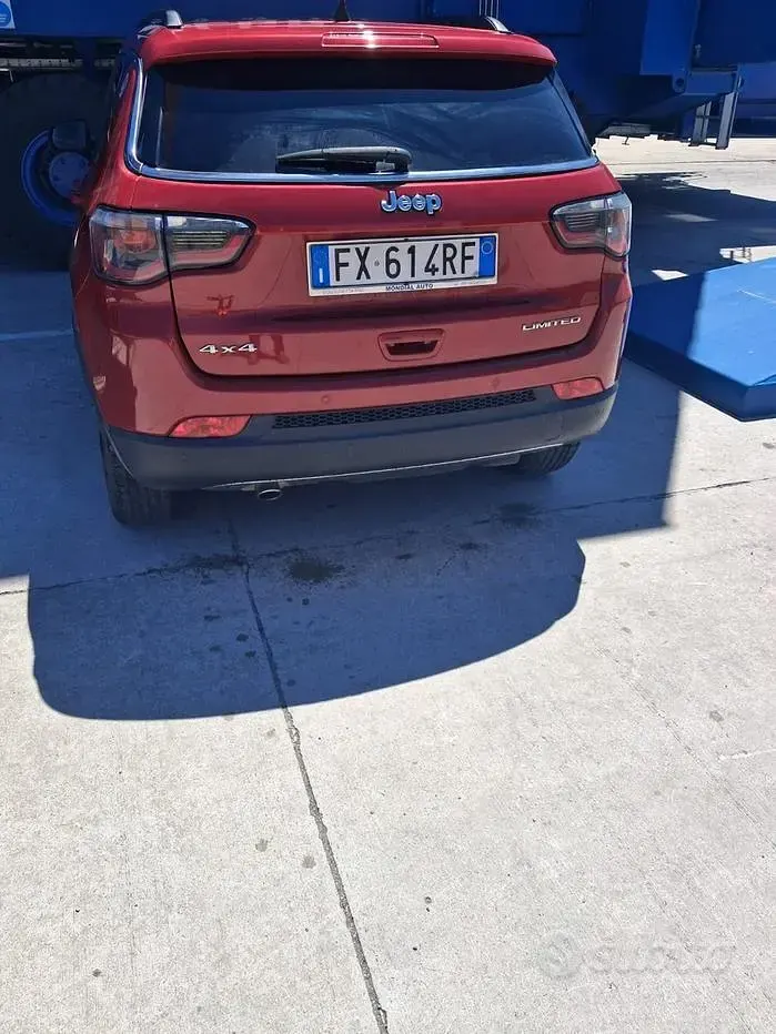 Usata Jeep Compass 140 CV (102 kW) 2019 Rosso SUV