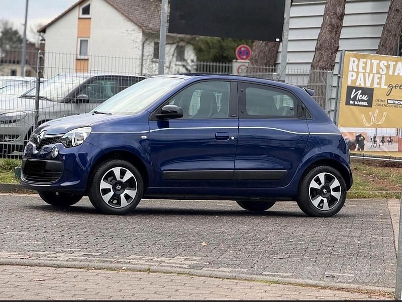 Usata Renault Twingo Life 108 CV (79 kW) 2017 Blu Utilitaria