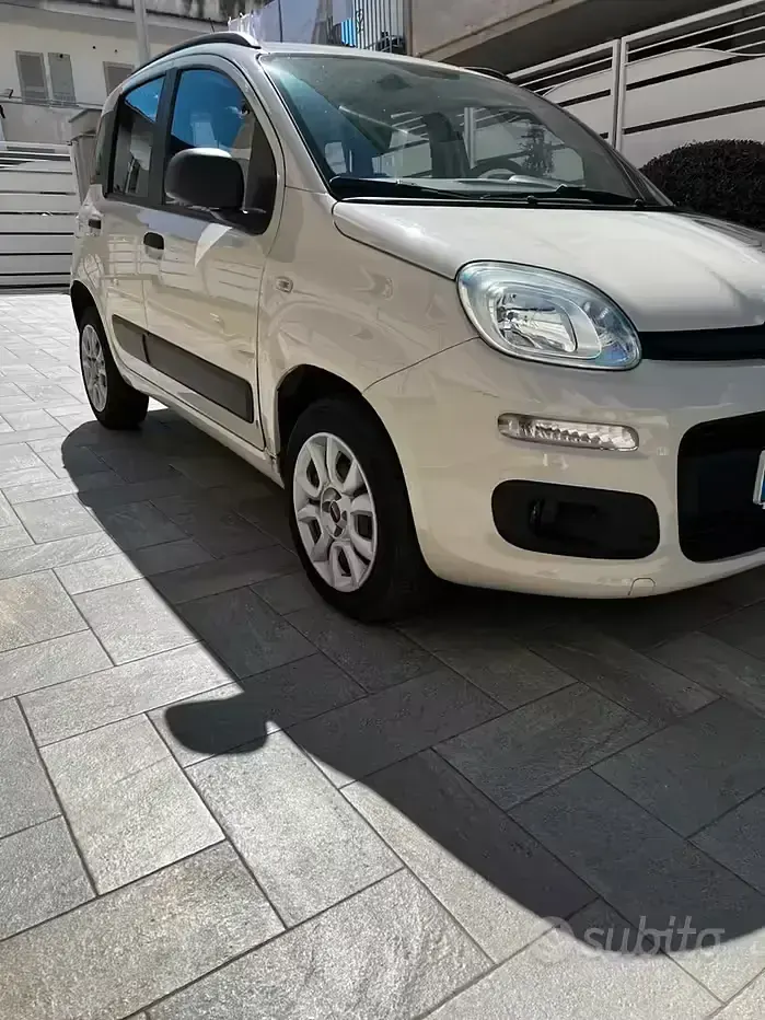Usata Fiat Panda 85 CV (62 kW) 2015 Utilitaria