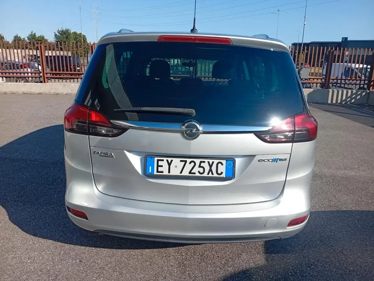 Usata Opel Zafira Tourer Cosmo 150 CV (110 kW) 2015 Argento Monovolume