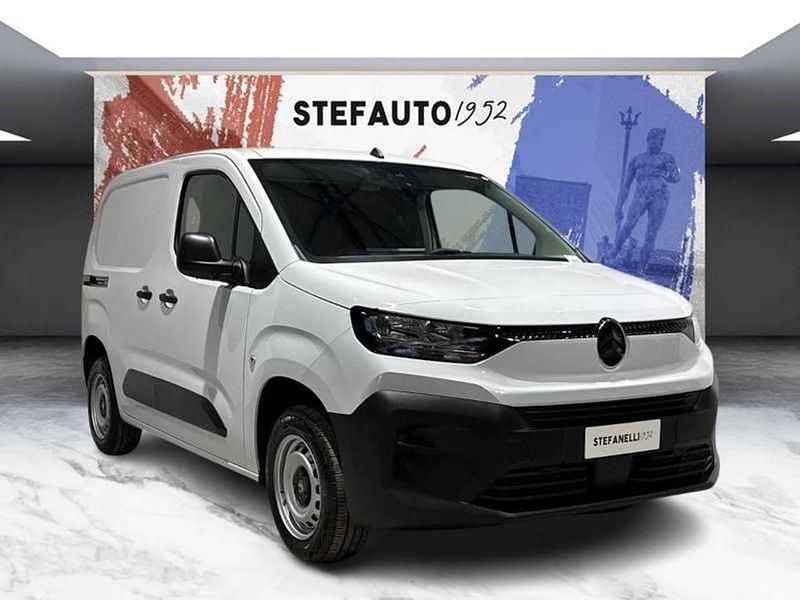 Nuova Citroën Berlingo XTR 102 CV (75 kW) 2026 Kaolin white Monovolume