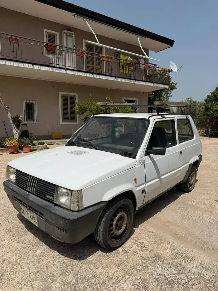 Usata Fiat Panda 45 CV (33 kW) 1990 Bianco Berlina
