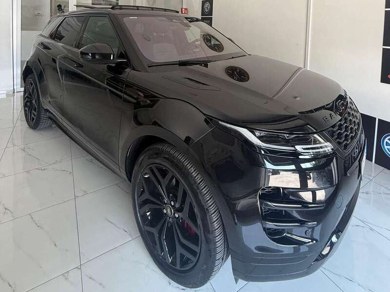 Nero Usata 2023 Land Rover Range Rover evoque SE Dynamic SUV | 43.400 € (Cara) - Immagine 1/4