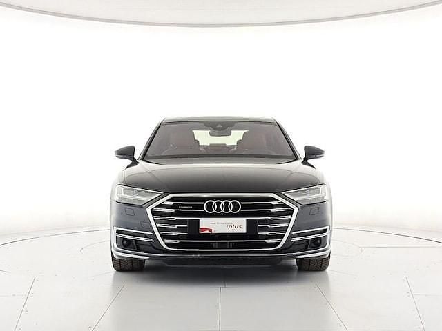 Usata Audi A8 Comfort 286 CV (210 kW) 2021 Blu/azzurro Berlina