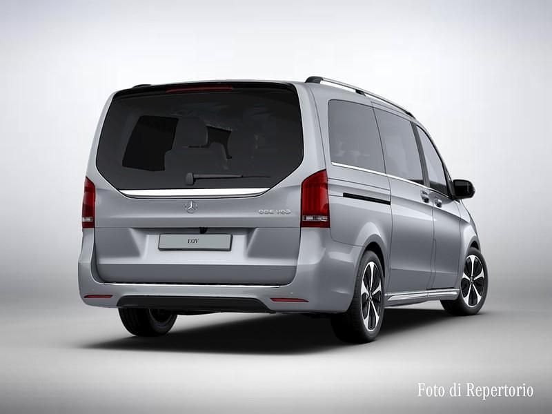 Nuova Mercedes EQV300 11 kW (15 CV) 2026 Grigio