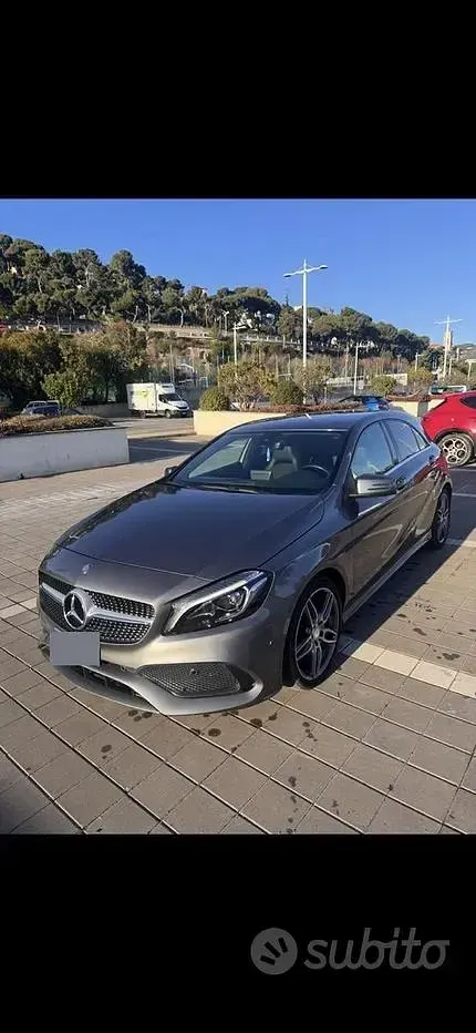 Usata Mercedes A200 136 CV (100 kW) 2016 Grigio Utilitaria
