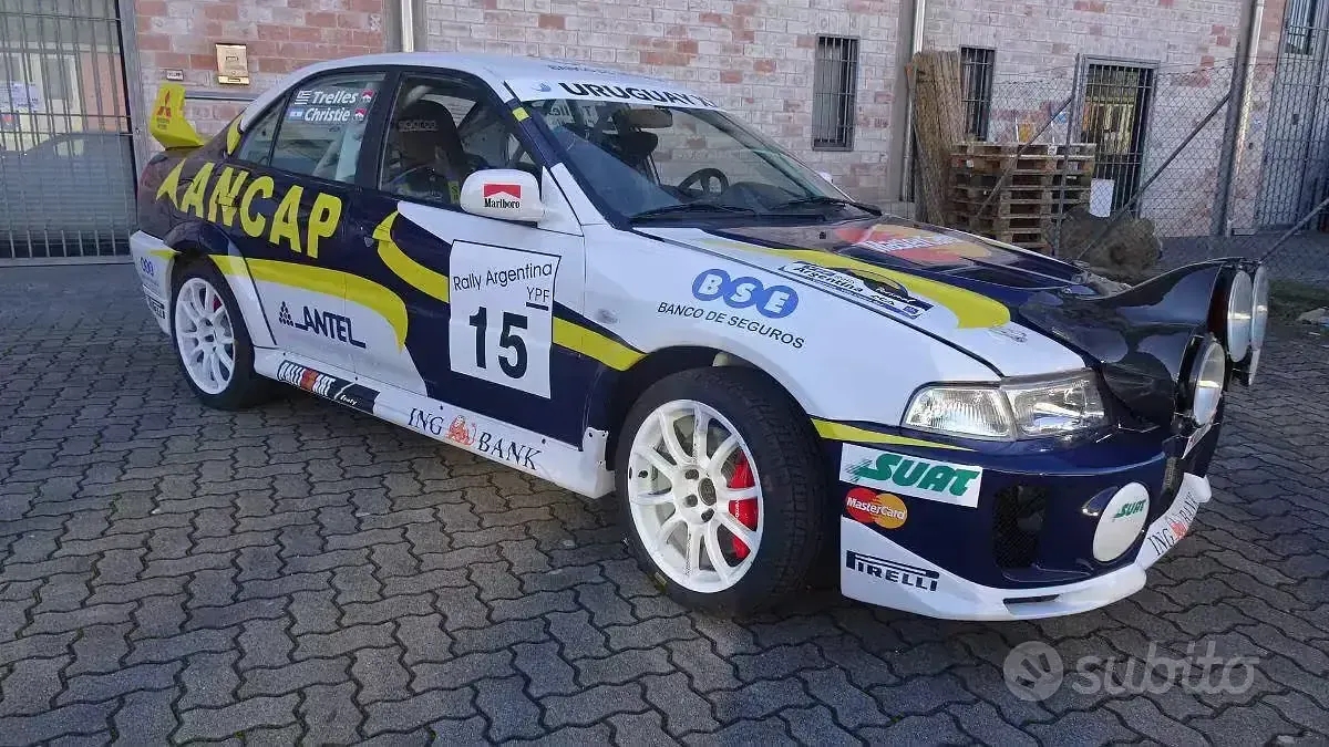Usata Mitsubishi Lancer Evolution 300 CV (220 kW) 1999 Bianco Berlina