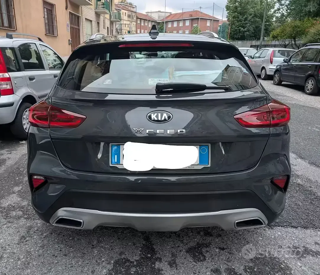 Usata Kia XCeed Style 120 CV (88 kW) 2020 Grigio SUV
