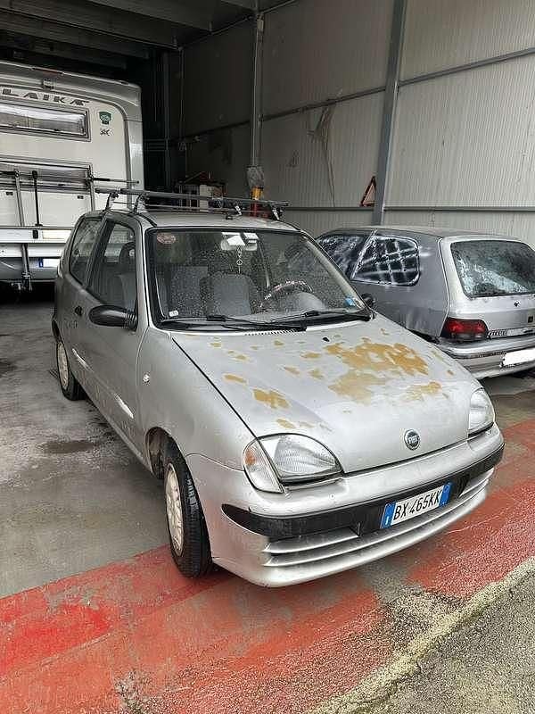 Usata Fiat 600 54 CV (39 kW) 2002 Grigio Utilitaria