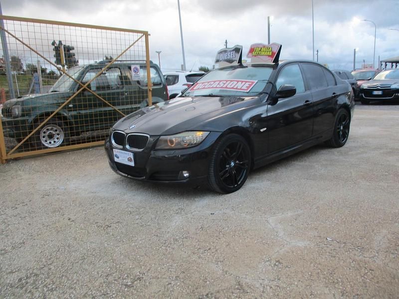 Usata BMW 320 177 CV (130 kW) 2009 Nero Berlina