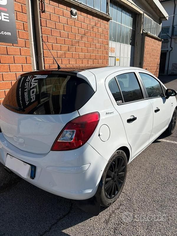 Usata Opel Corsa Edition 2010 Bianco Utilitaria
