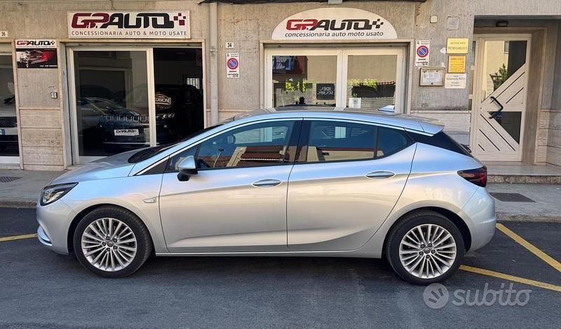 Usata Opel Astra Innovation 110 CV (80 kW) 2019 Grigio Berlina