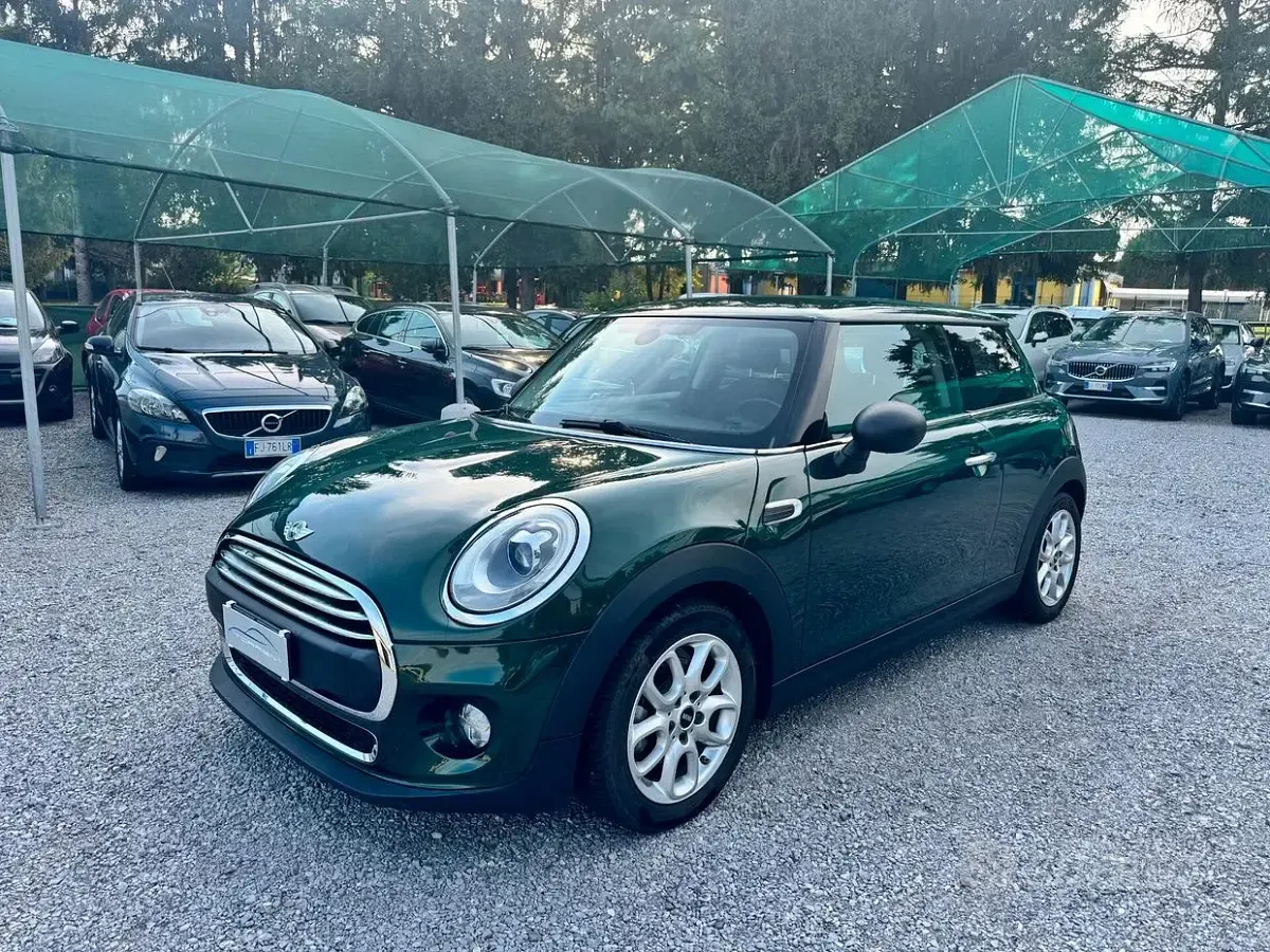 Usata Mini One D 95 CV (69 kW) 2017 Verde Utilitaria