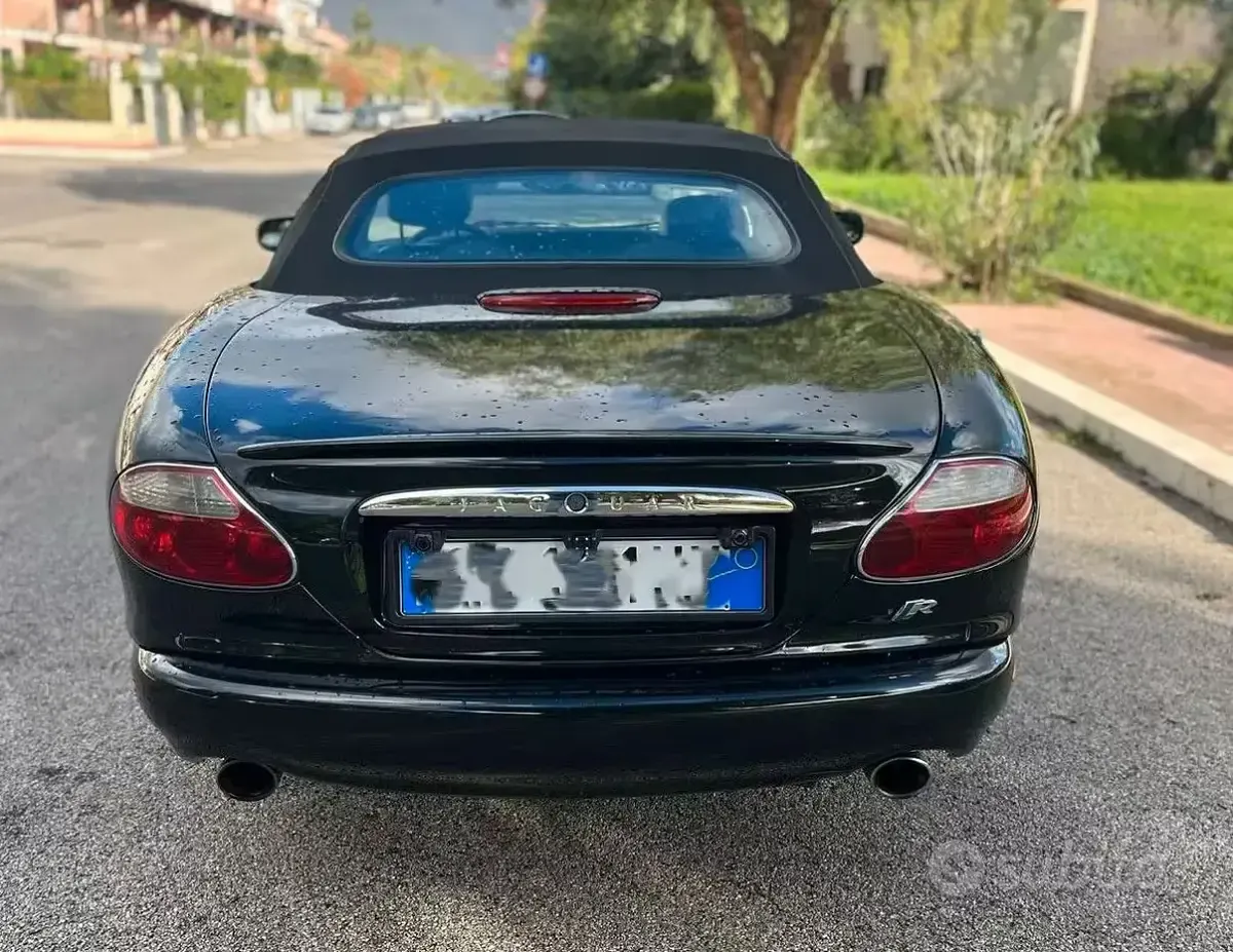 Usata Jaguar XKR 363 CV (266 kW) 2001 Cabrio