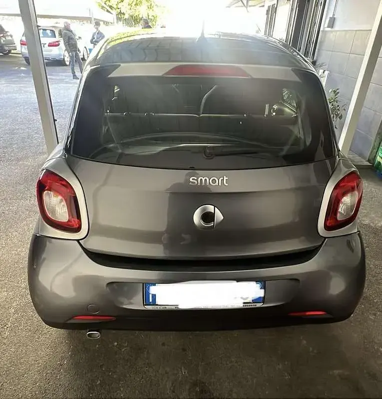 Usata Smart ForFour Passion 90 CV (66 kW) 2018 Utilitaria