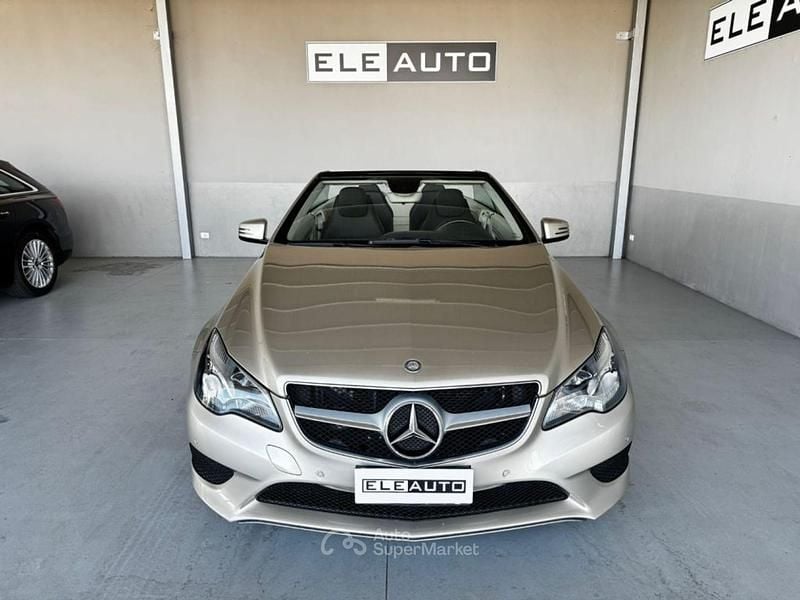 Usata Mercedes E220 Premium 170 CV (125 kW) 2016 Grigio Cabrio