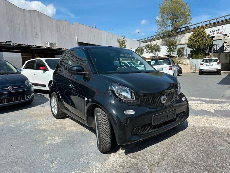 Usata Smart ForTwo Cabrio Passion 71 CV (52 kW) 2017 Nero Cabrio