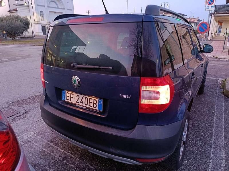 Usata Skoda Yeti Active 105 CV (77 kW) 2011 SUV