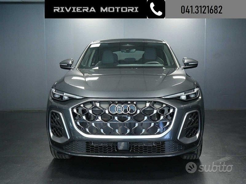 Nuova Audi Q5 Ambiente 204 CV (150 kW) 2025 Grigio SUV