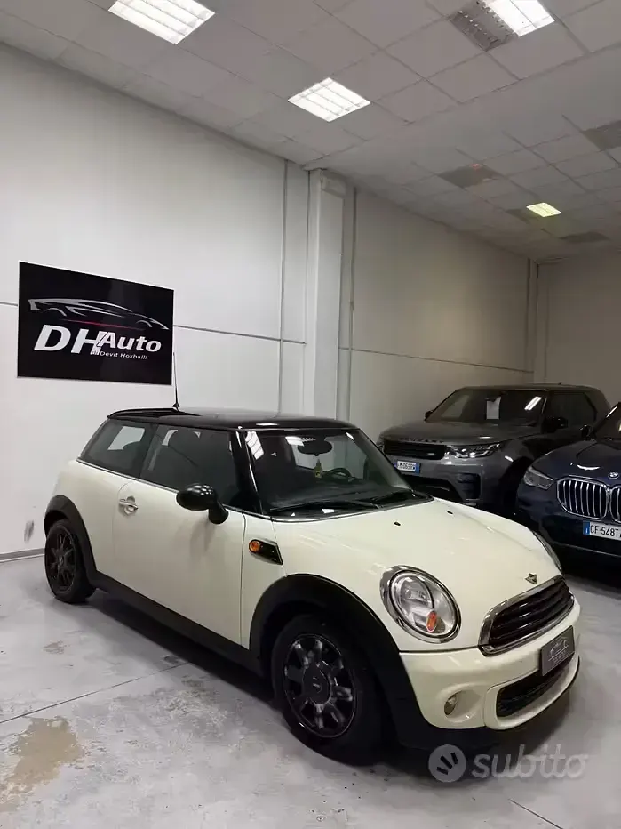 Begagnad Mini ONE 75 HK (55 kW) 2013 Vit Halvkombi