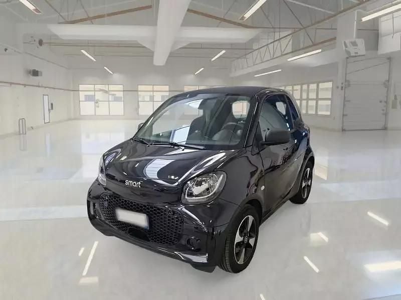 Usata Smart ForTwo Coupé Passion 41 kW (56 CV) 2022 Nero Coupé