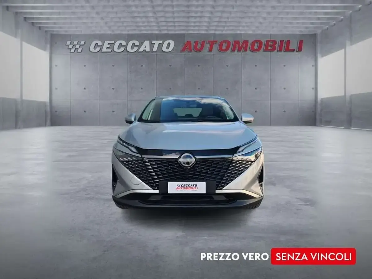 Usata Nissan Qashqai N-Connecta 140 CV (102 kW) 2024 Grigio SUV