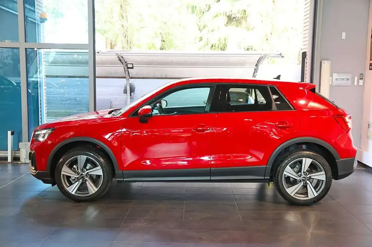 Usata Audi Q2 Admired 150 CV (110 kW) 2022 Rosso SUV