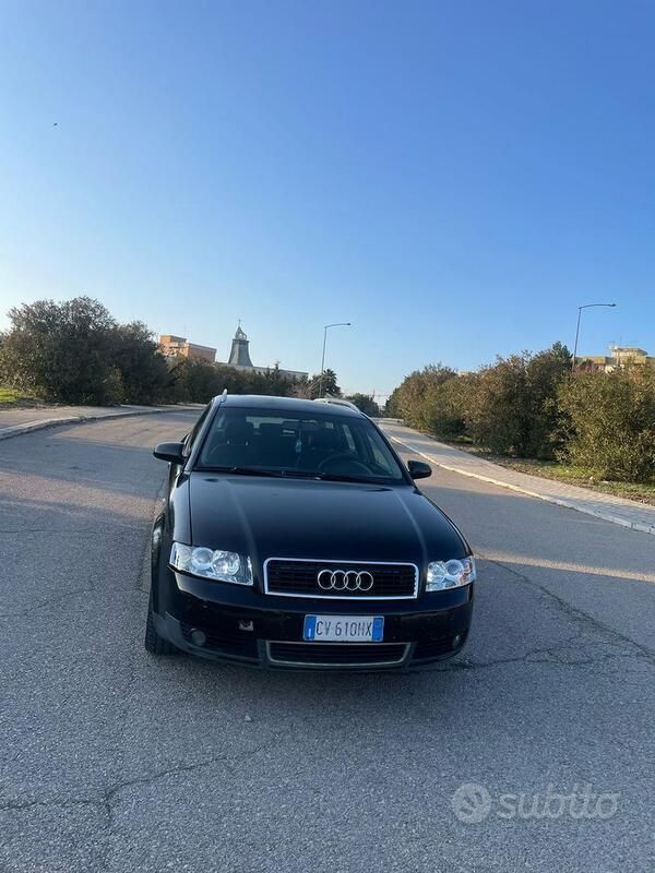Usata 2005 Audi A4 Station wagon | 1199 € (Buon prezzo) - Immagine 1/4