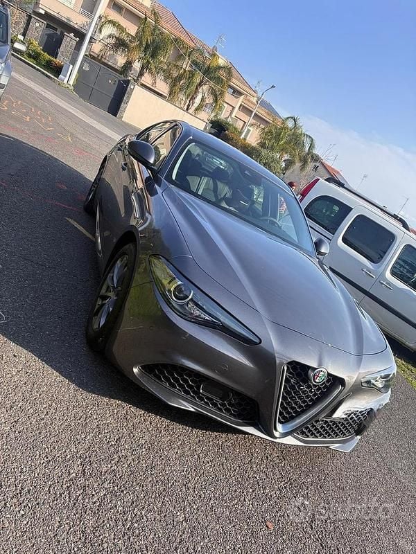 Usata Alfa Romeo Giulia 200 CV (147 kW) 2017 Berlina