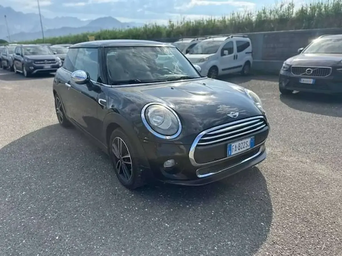 Usata Mini One D 95 CV (69 kW) 2015 Nero Utilitaria